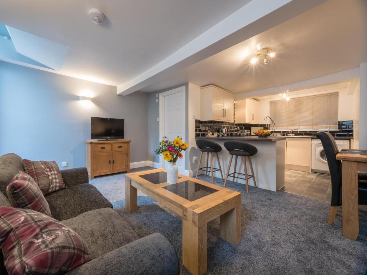 Southernhay Basement Apartment Exeter Exterior photo